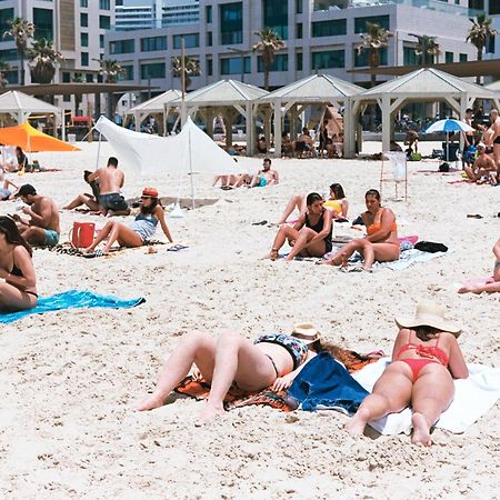 Wom Beach Pod Hotel - A Member Of Brown Hotels Tel Aviv Eksteriør bilde