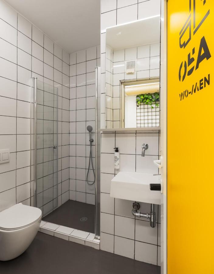 Wom Beach Pod Hotel - A Member Of Brown Hotels Tel Aviv Eksteriør bilde