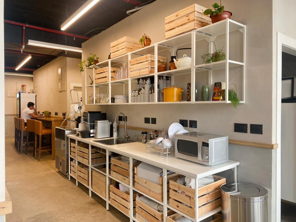 Wom Beach Pod Hotel - A Member Of Brown Hotels Tel Aviv Eksteriør bilde