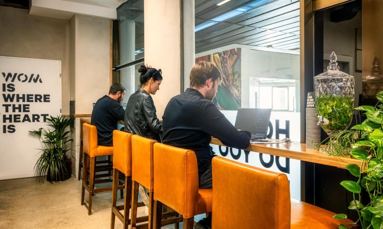 Wom Beach Pod Hotel - A Member Of Brown Hotels Tel Aviv Eksteriør bilde